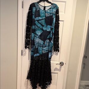 Black & Teal Patterned Lace-Sleeve Women's Dress
